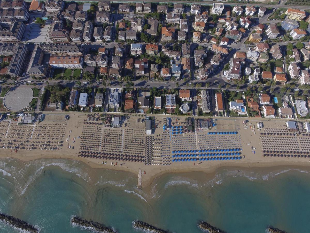 Hotel Diamante Francavilla Al Mare Exterior foto